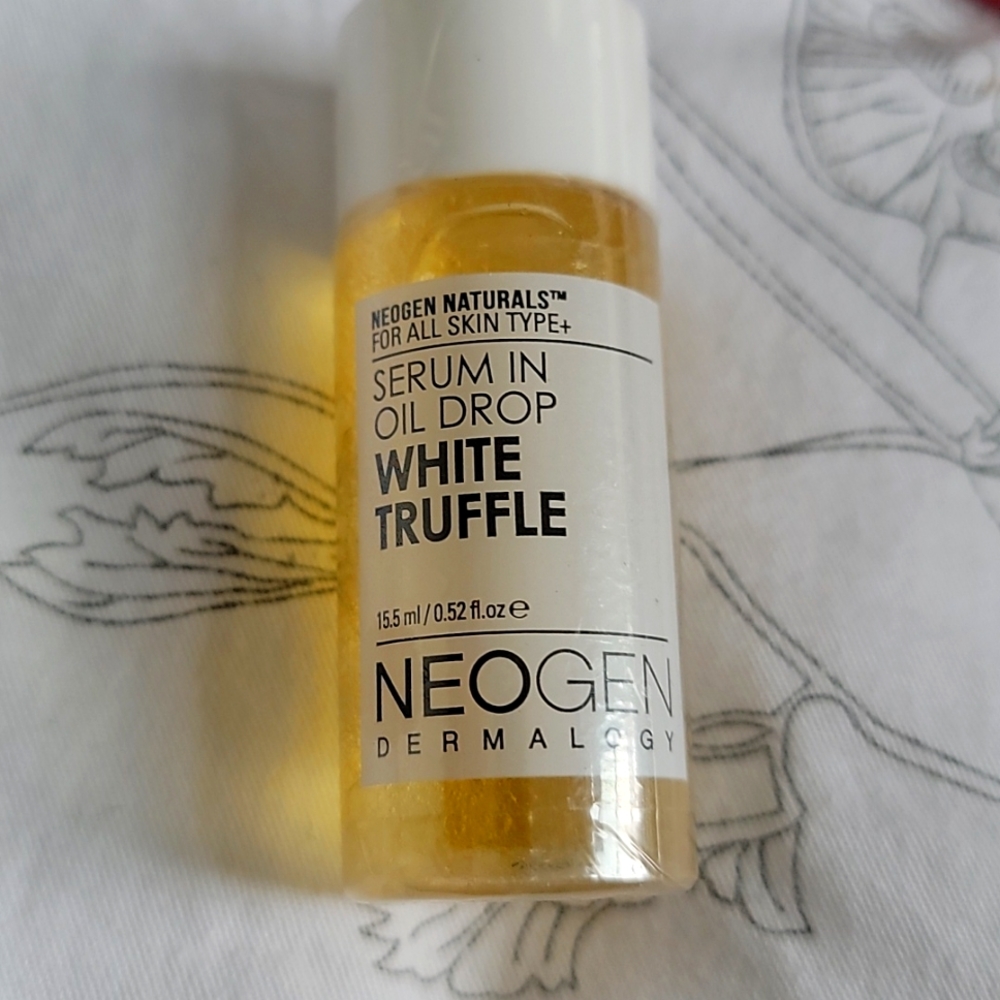 Neogen serum oil white truffle
